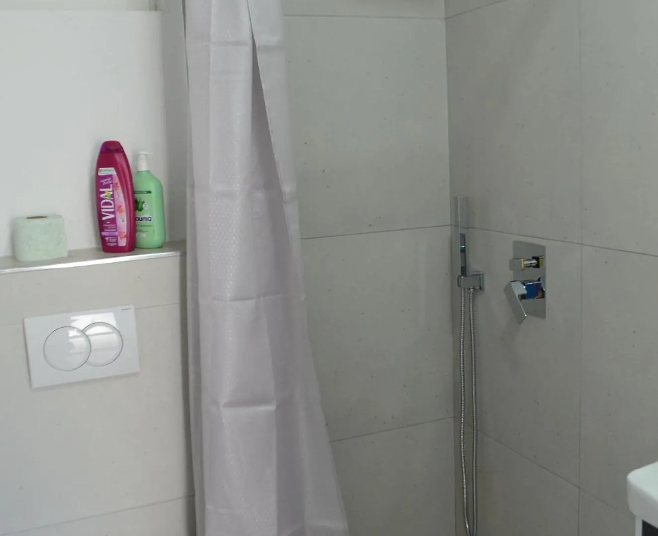 منزل للإقامة Rustic Tale Guesthouse ألبانيا
